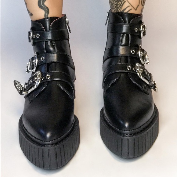 Lamoda ‘Thought So’ ankle boot - Picture 2 of 3